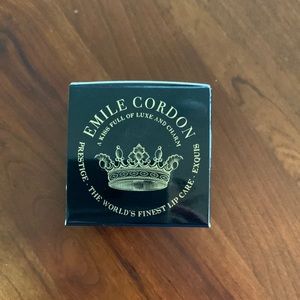 Emile Cordon Lip balm